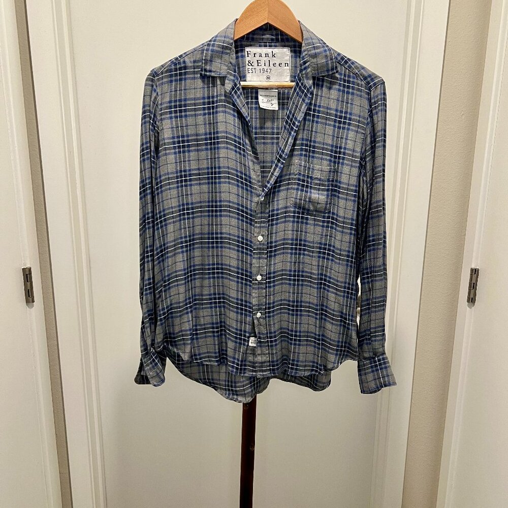 Frank & Eileen - "Eileen" Fit Flannel Plaid Button Down Shirt Size Small - Grey